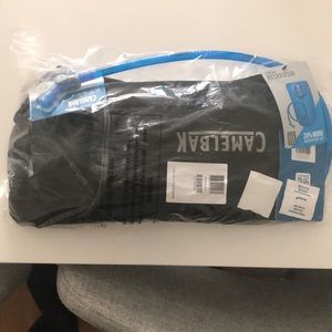 Camelbak Classic 85oz Backpack - Black/Graphite